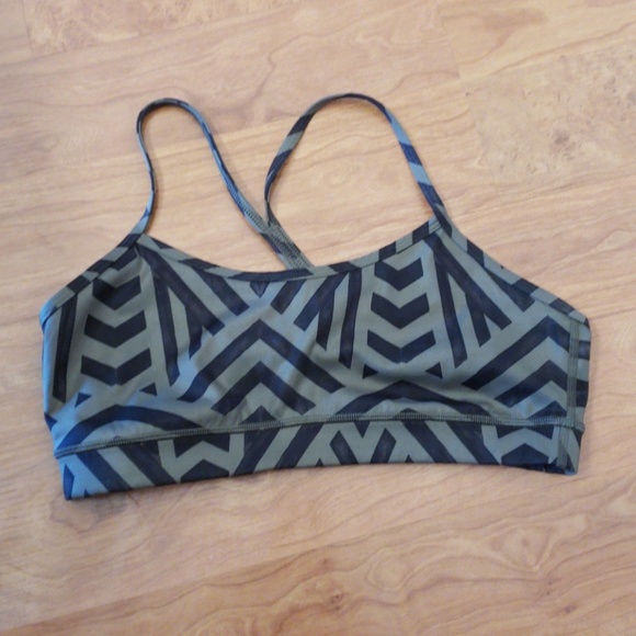 lululemon athletica Other - Y bra